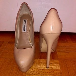 Steve Madden original beige heels